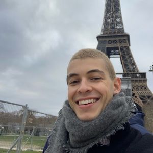 Meet your Posher, Gosha